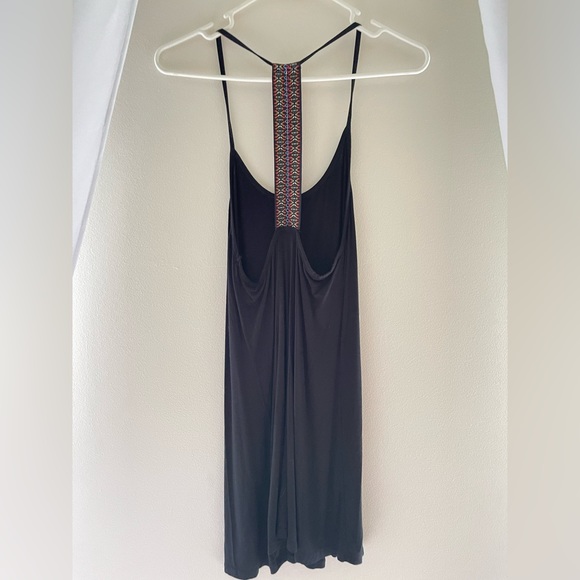 Spaghetti straps top with tribal print on back - Picture 3 of 3